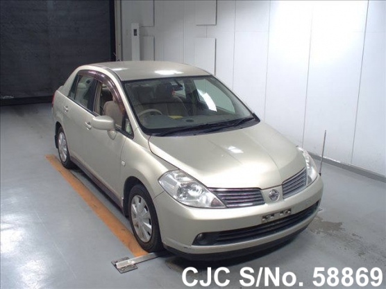 2004 Nissan / Tiida Latio Stock No. 58869