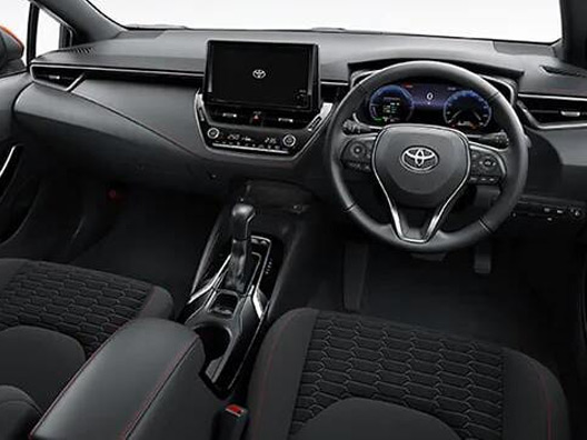 Brand New Toyota / Corolla Sport Hybrid