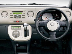 Daihatsu Mira Cocoa