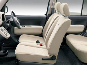 Daihatsu Mira Cocoa