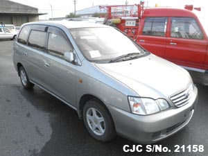 Toyota / Gaia 2000 2.0 Petrol
