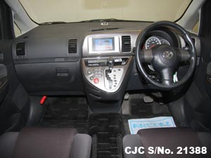 Toyota / Wish 2004 1.8 Petrol