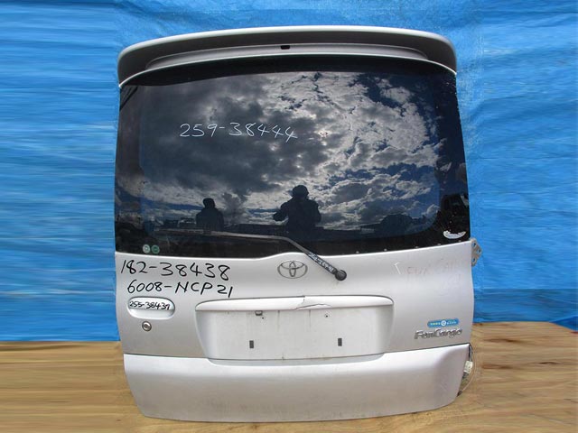 Used Toyota Funcargo BOOT / TRUNK