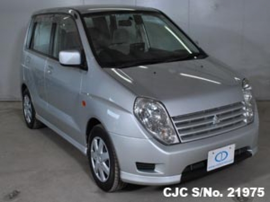 2000 Mitsubishi / Dingo Stock No. 21975