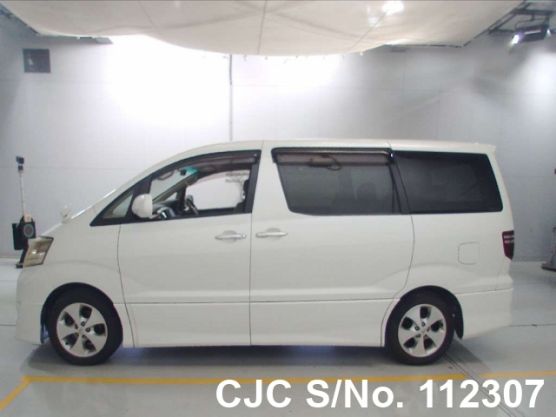 Toyota Alphard in White for Sale Image 5
