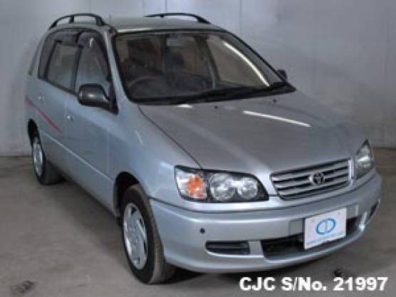 1997 Toyota / Ipsum Stock No. 21997