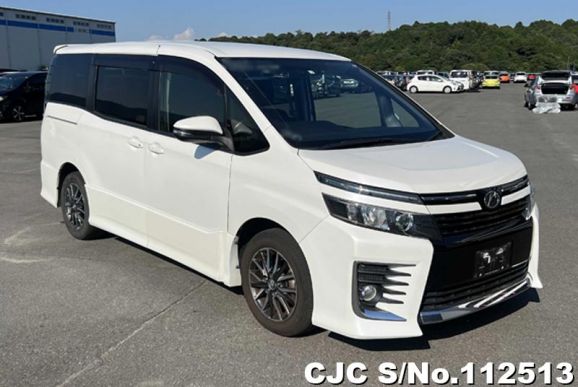 2014 Toyota / Voxy Stock No. 112513