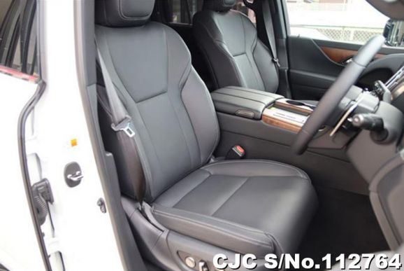 Lexus LX 600 in Pearl for Sale Image 9