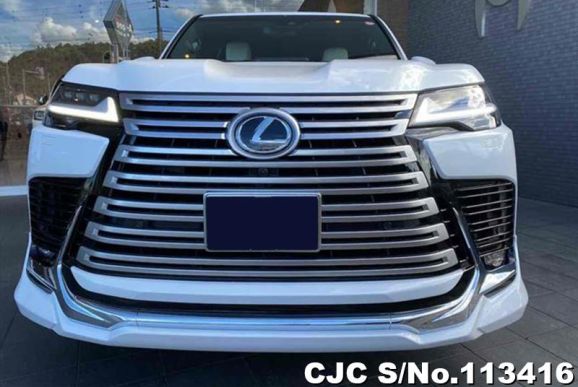 Lexus LX 600 in Pearl for Sale Image 4
