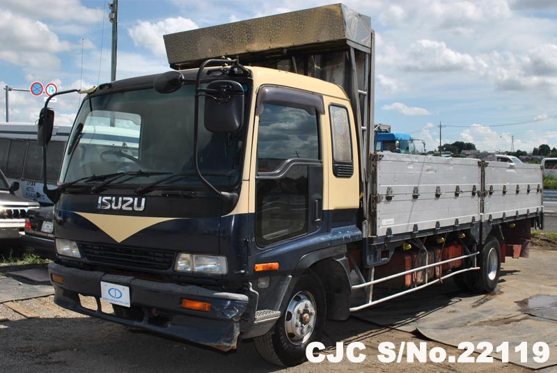 Japanese made Isuzu Forward Truck