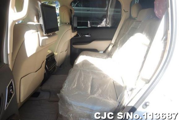 Toyota Land Cruiser in Pearl for Sale Image 15