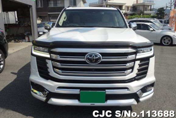 Toyota Land Cruiser in Pearl for Sale Image 3