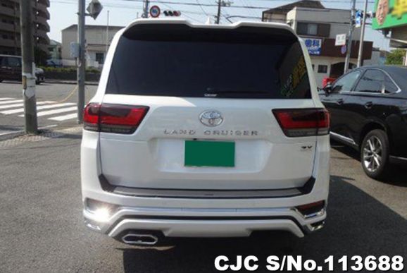Toyota Land Cruiser in Pearl for Sale Image 4