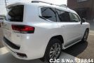 Toyota Land Cruiser in Pearl for Sale Image 1