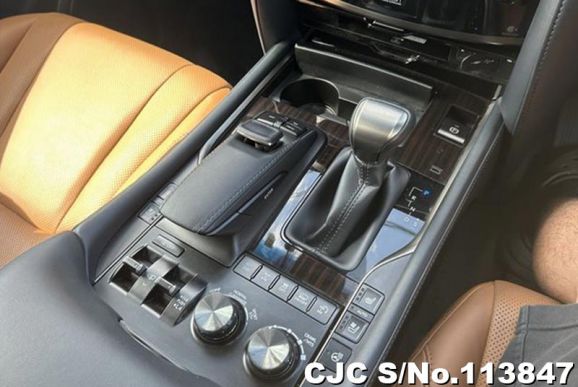 Lexus LX 570 in Sonic Quartz for Sale Image 12