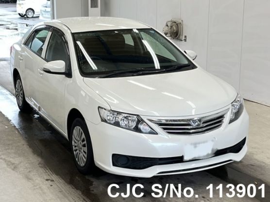 Toyota Allion in White for Sale Image 3