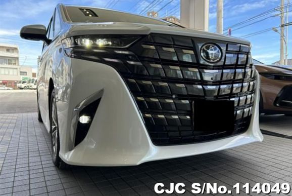 Toyota Alphard in Pearl for Sale Image 0