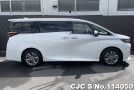 Toyota Alphard in Pearl for Sale Image 5