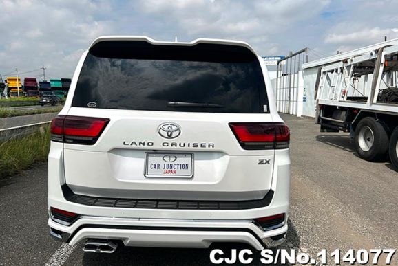 Toyota Land Cruiser in Pearl for Sale Image 4