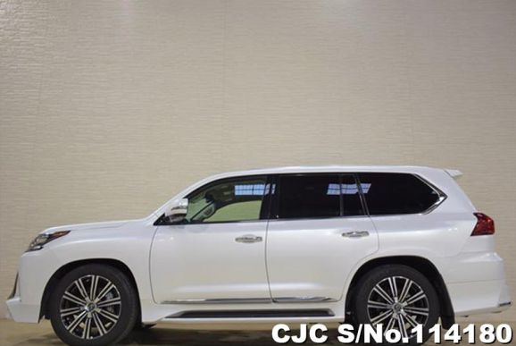 Lexus LX 570 in White for Sale Image 5