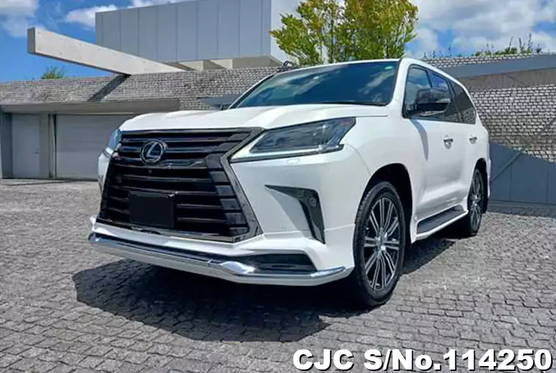 Lexus / LX 570 2020