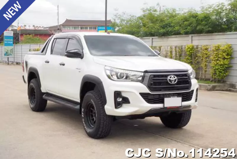 Toyota / Hilux / Revo Rocco 2019
