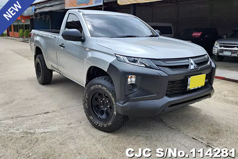 Mitsubishi Triton in Gray for Sale Image 0
