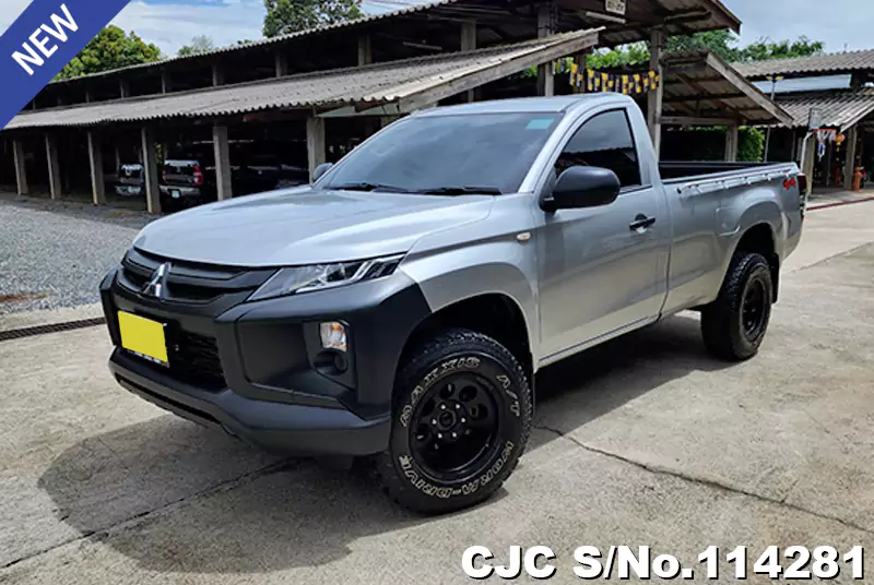 Mitsubishi Triton in Gray for Sale Image 1