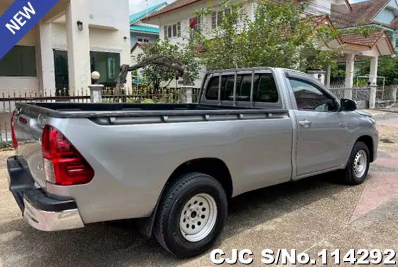 Toyota  in Silver for Sale Image 2