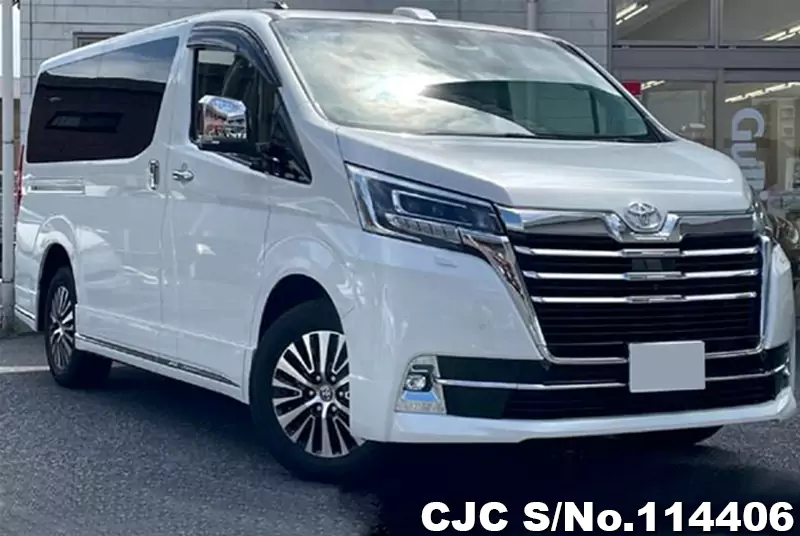 Toyota / GranAce 2020