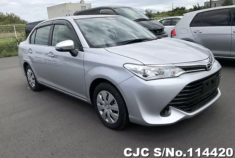 Toyota / Corolla Axio 2017