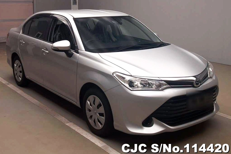 Toyota / Corolla Axio 2017