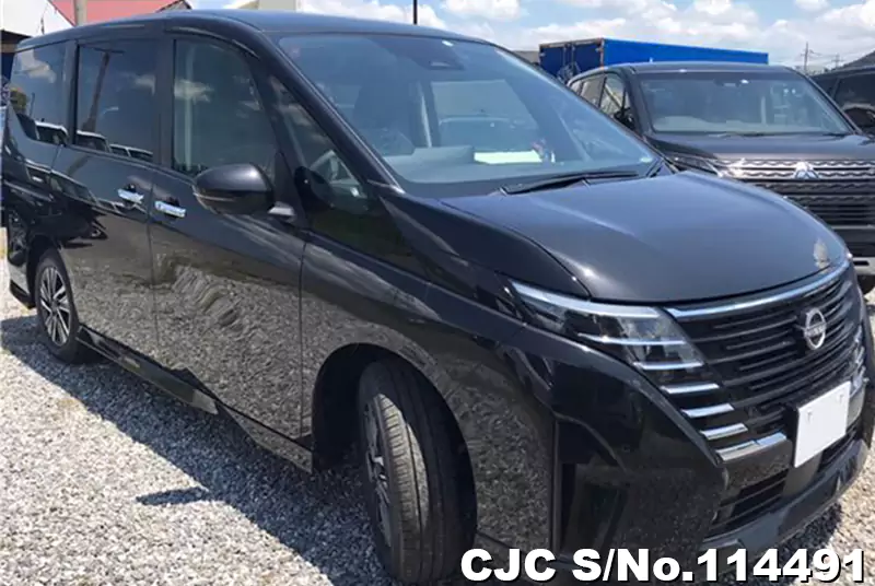 Nissan / Serena 2023