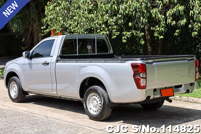 Isuzu D-Max in Silver for Sale Image 2