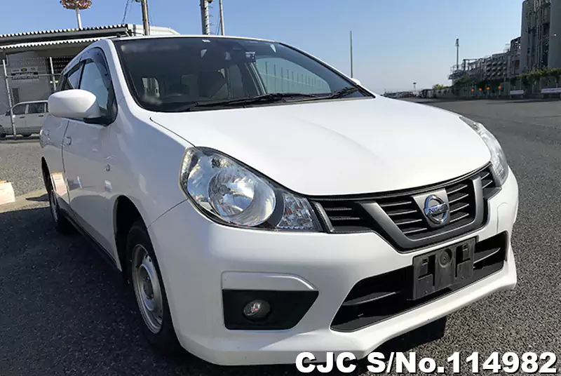 Nissan AD Van