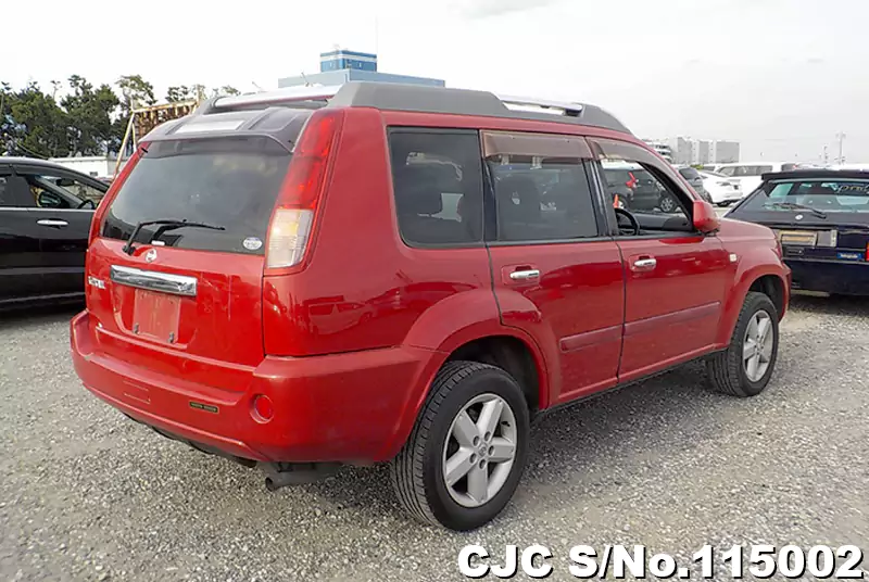 Nissan X-Trail in Red for Sale Image 2
