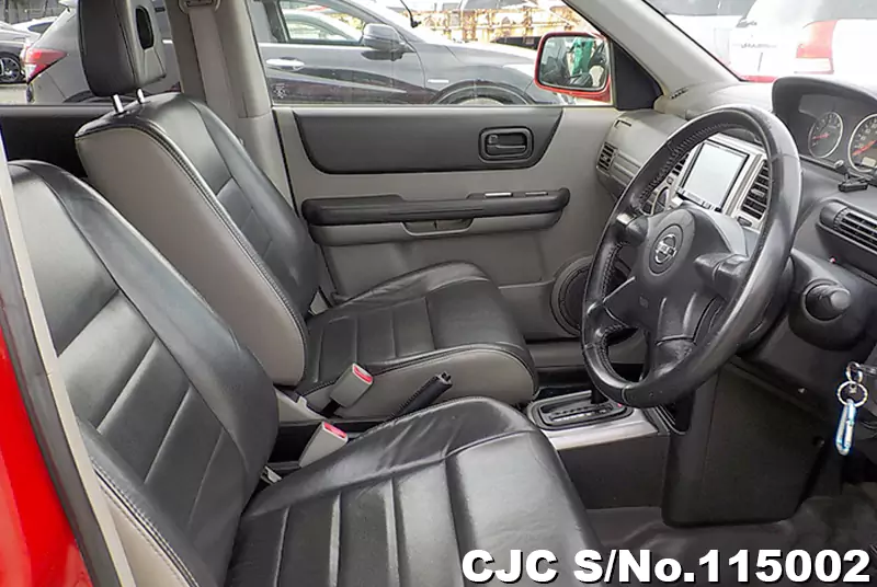 Nissan X-Trail in Red for Sale Image 10