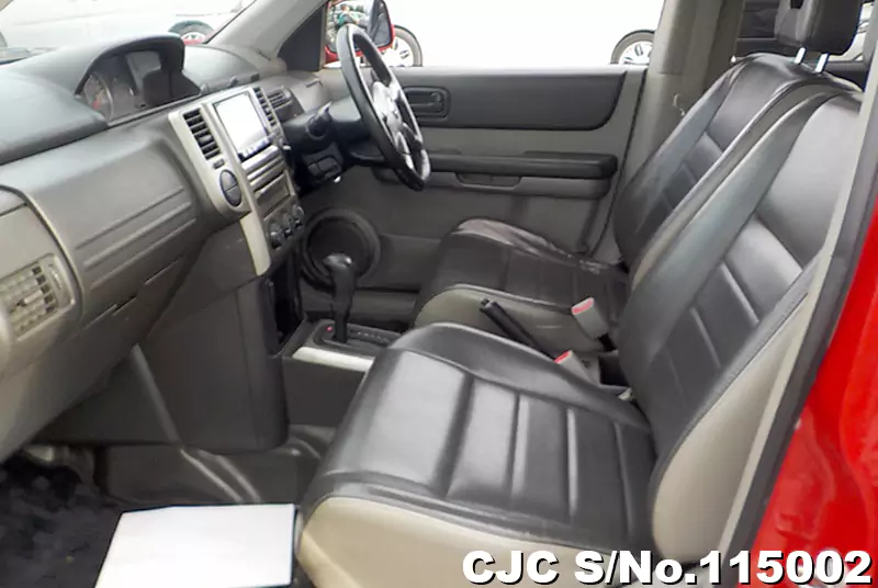 Nissan X-Trail in Red for Sale Image 11