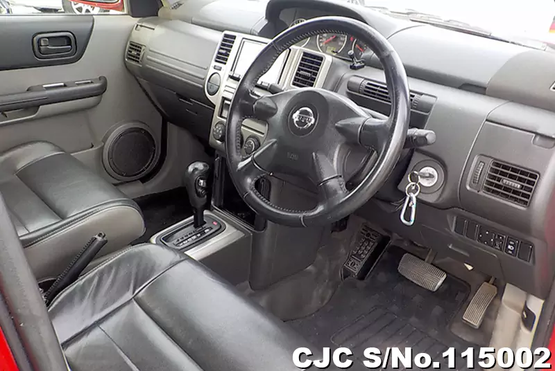 Nissan X-Trail in Red for Sale Image 12