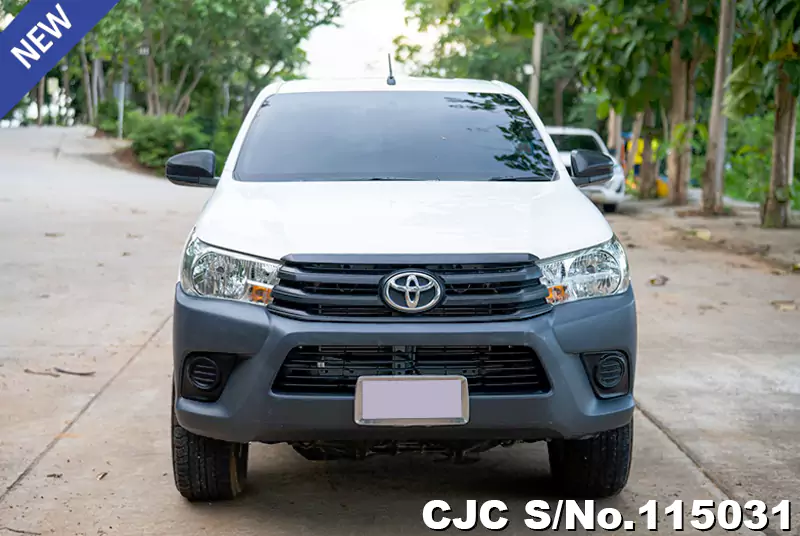 Toyota Hilux in White for Sale Image 1