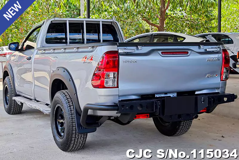 Toyota Hilux in Gray for Sale Image 1