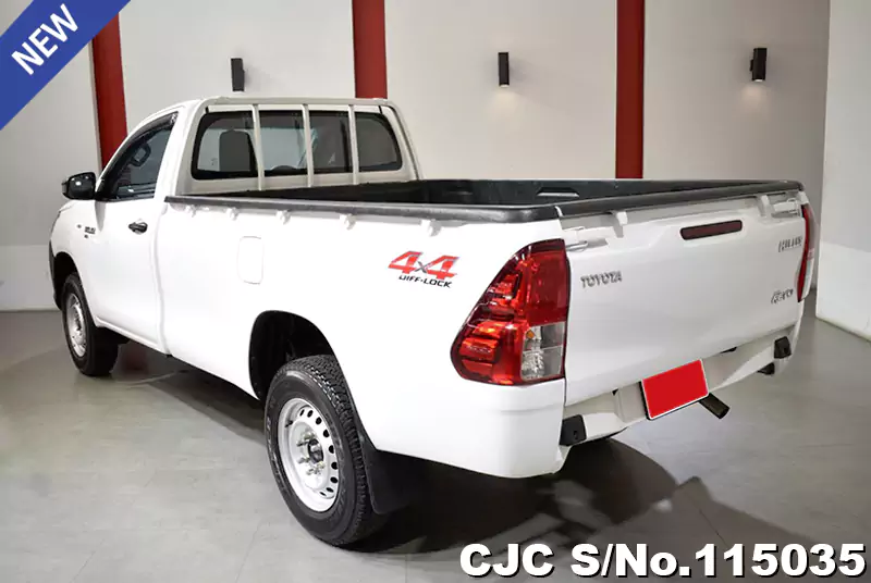Toyota Hilux in White for Sale Image 1