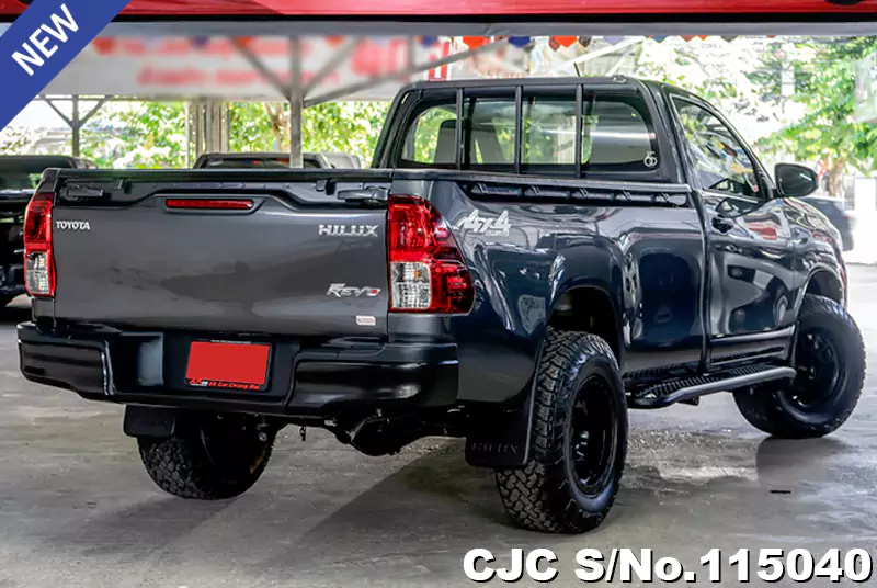 Toyota Hilux in Gray for Sale Image 1