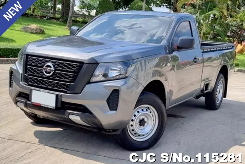 Nissan Navara in Gray for Sale Image 0