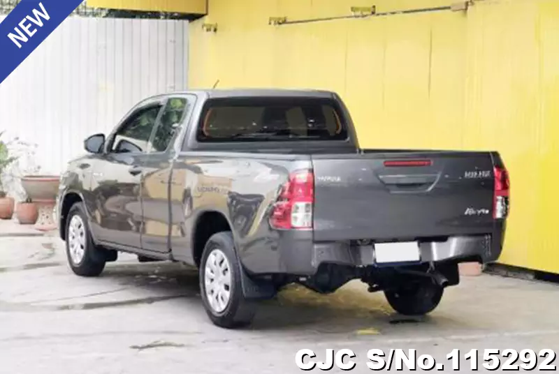 Toyota Hilux in Gray for Sale Image 1