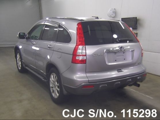 Honda CRV in Silver for Sale Image 2