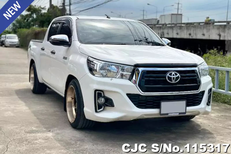 Toyota / Hilux / Revo 2019