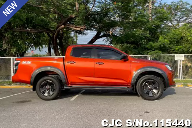 Isuzu D-Max in Orange for Sale Image 2