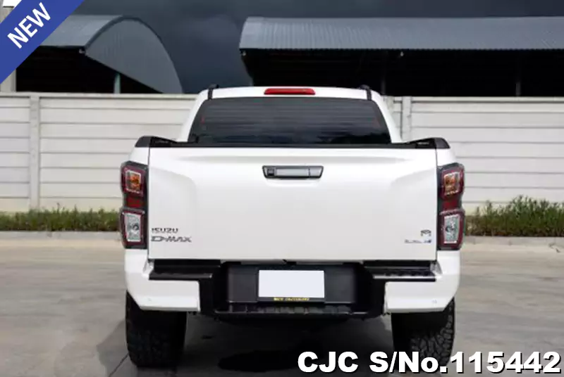 Isuzu D-Max in White for Sale Image 2