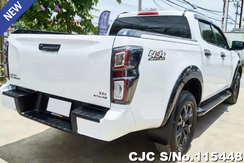 Isuzu D-Max in White for Sale Image 1